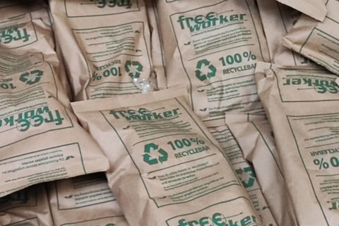 Calage – Emballage écologique de colis Freeworker pour le respect de l’environnement